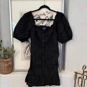 GAP Black Textured Puff Sleeve Dress